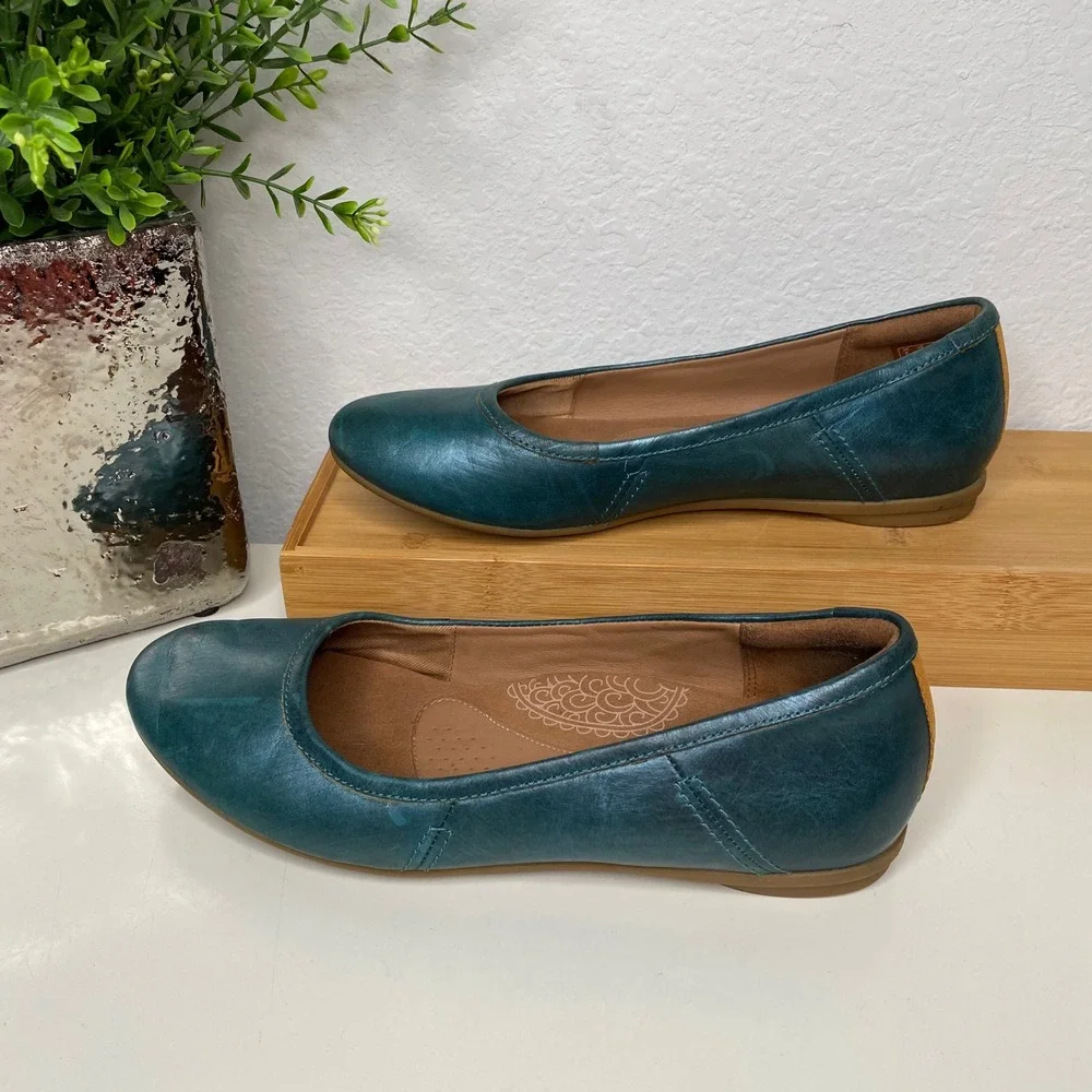 Clarks leather ballet